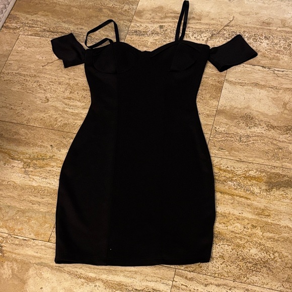 Foreign Exchange Dresses & Skirts - Foreign Exchange Black Mini Dress